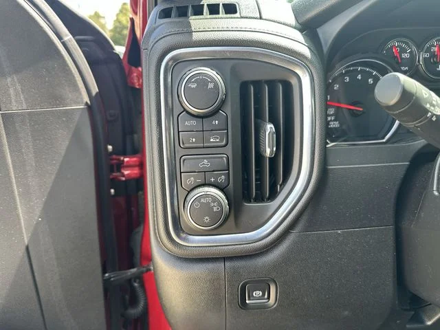 Used 2019 Red Chevrolet LT image 20