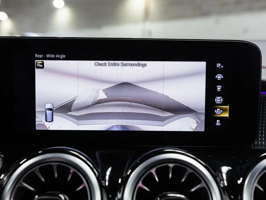 Used 2023 Mountain Gray Metallic Mercedes-Benz 300 image 18