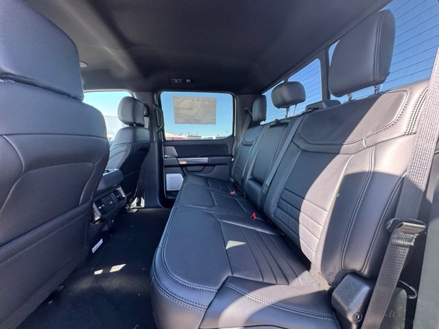 New 2027 Star White Metallic Tri-Coat Ford F-250® Platinum® image 19