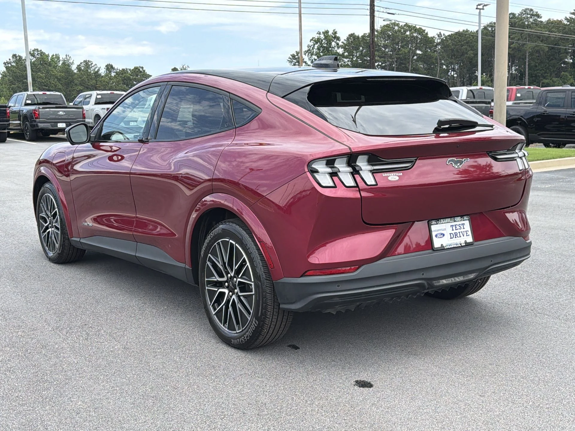 Certified Used 2025 Molten Ford Premium image 27