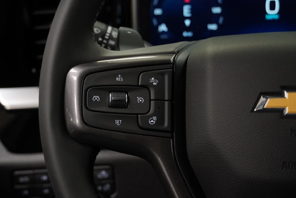 New 2026 Black Chevrolet High Country image 28