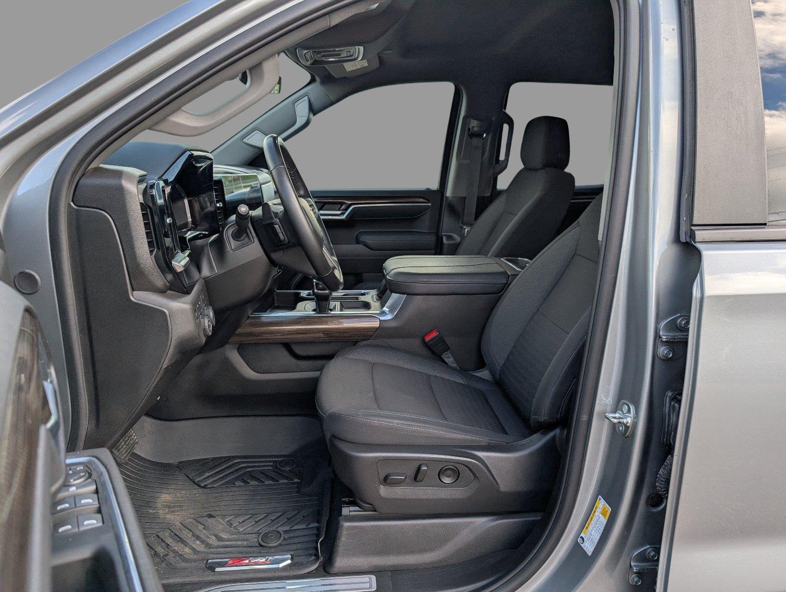 Used 2026 Sterling Gray Metallic Chevrolet LT image 13