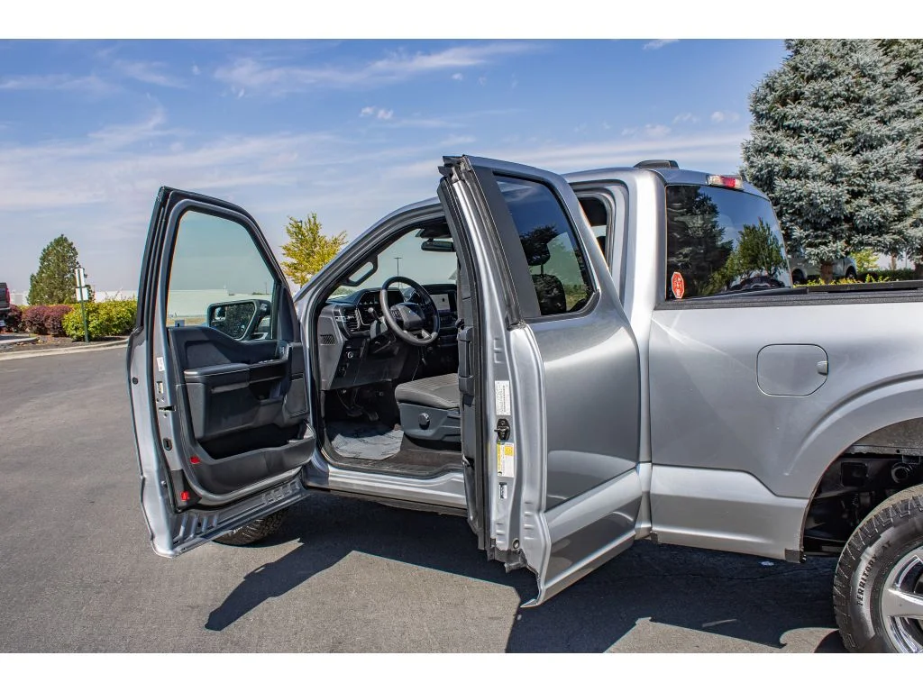 Used 2021 ICONIC SILVER METALLIC Ford XL image 13