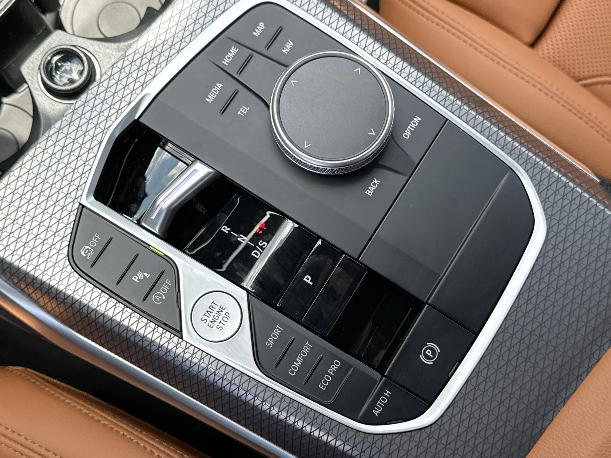 New 2026 Skyscraper Grey Metallic BMW 330i xDrive image 29