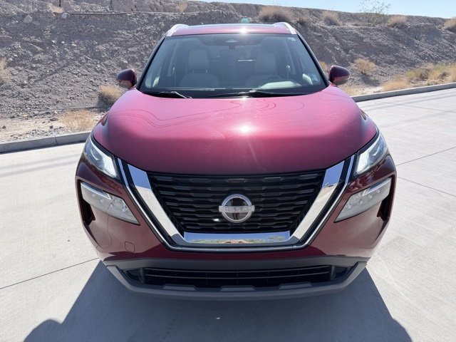 2022 Nissan Rogue SV photo 2