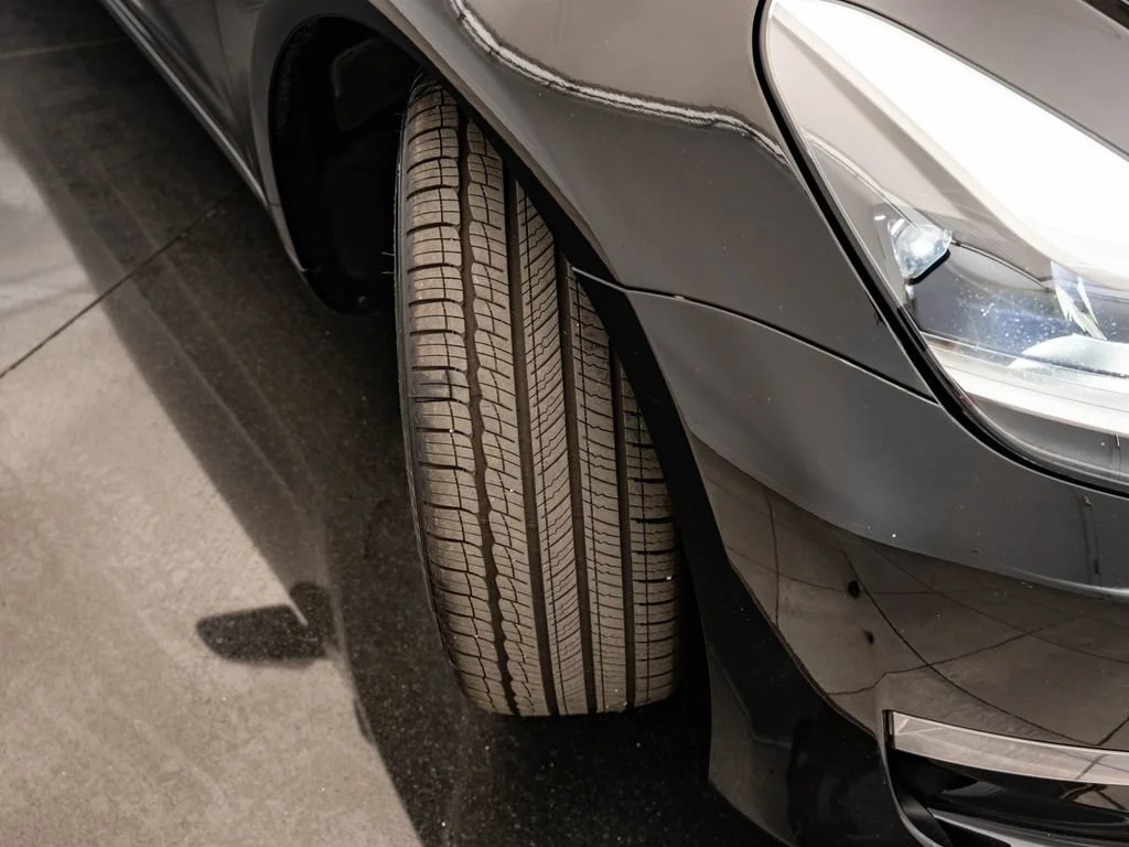 Used 2023 Black Tesla  image 49