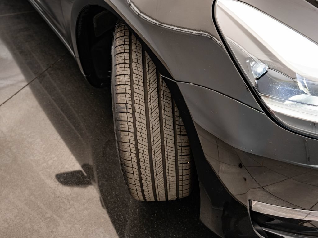 Used 2023 Black Tesla  image 49