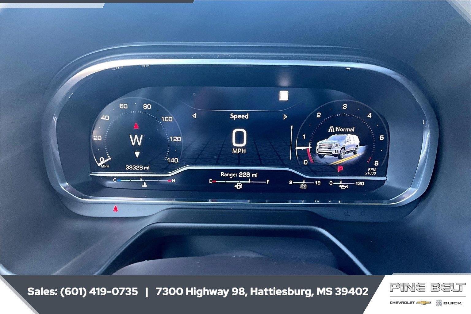 Used 2022 PEARL BEIGE METALLIC GMC SLT image 14