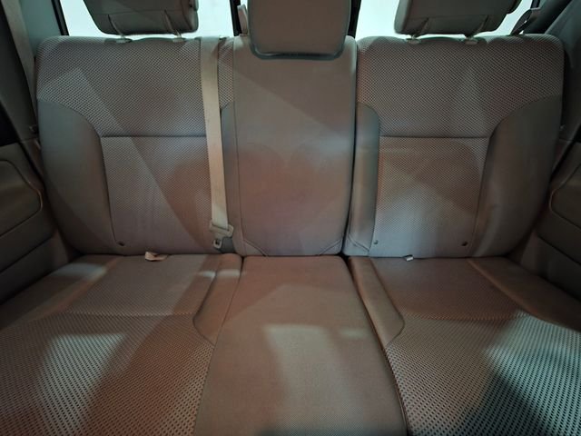 Used 2015 Silver Toyota Base image 15