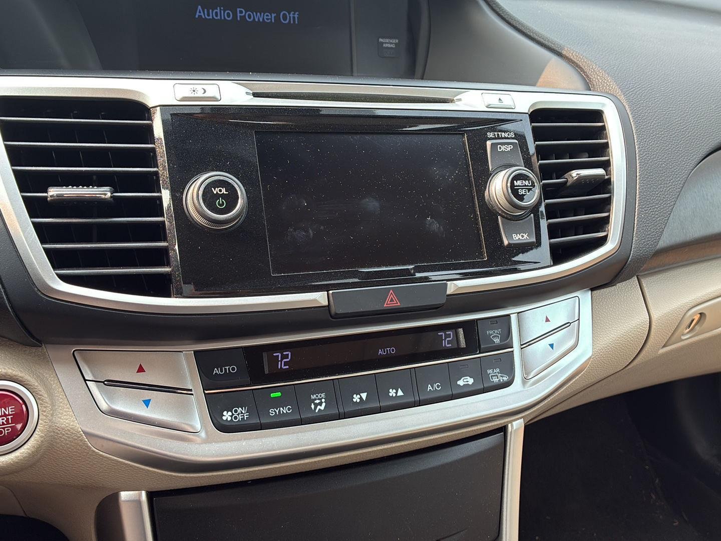 Used 2015  Honda EX-L image 4