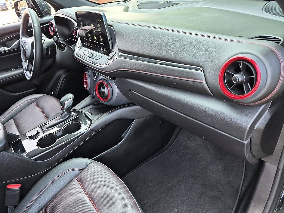 Used 2025 Black Chevrolet RS image 35