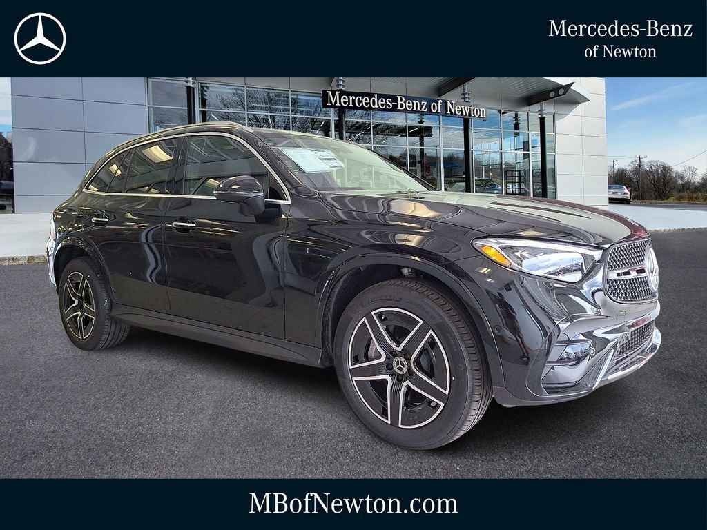 New 2026 Black Mercedes-Benz GLC 300 image 30