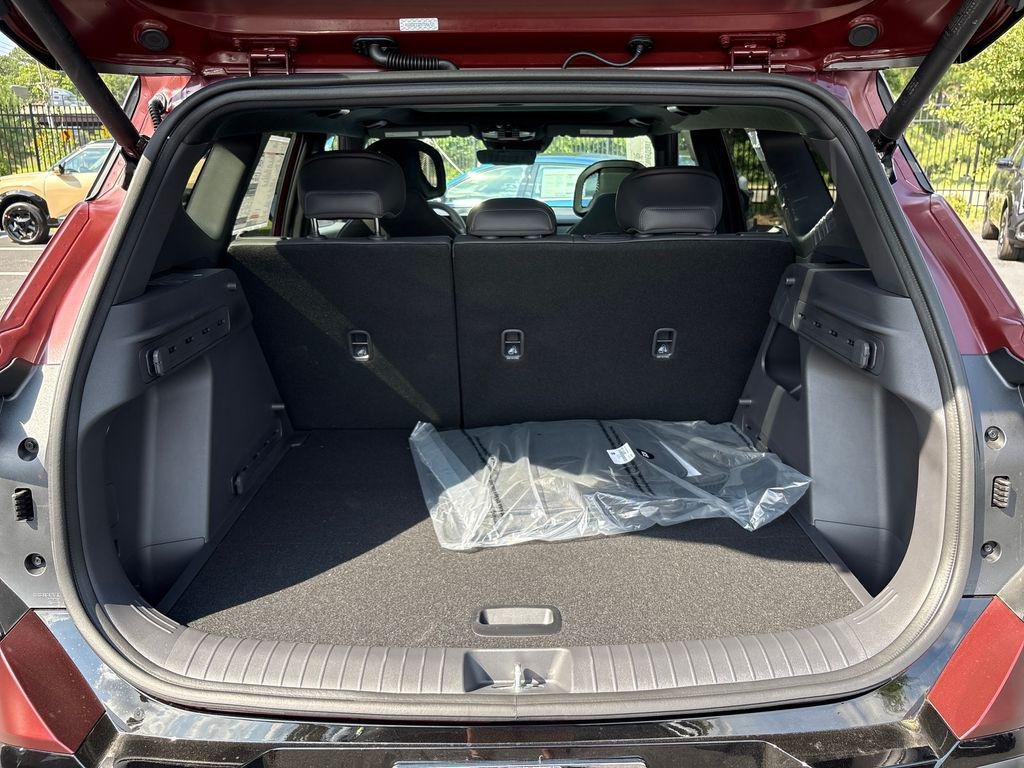 New 2027 Magma Red Matte Kia X-Line S image 28
