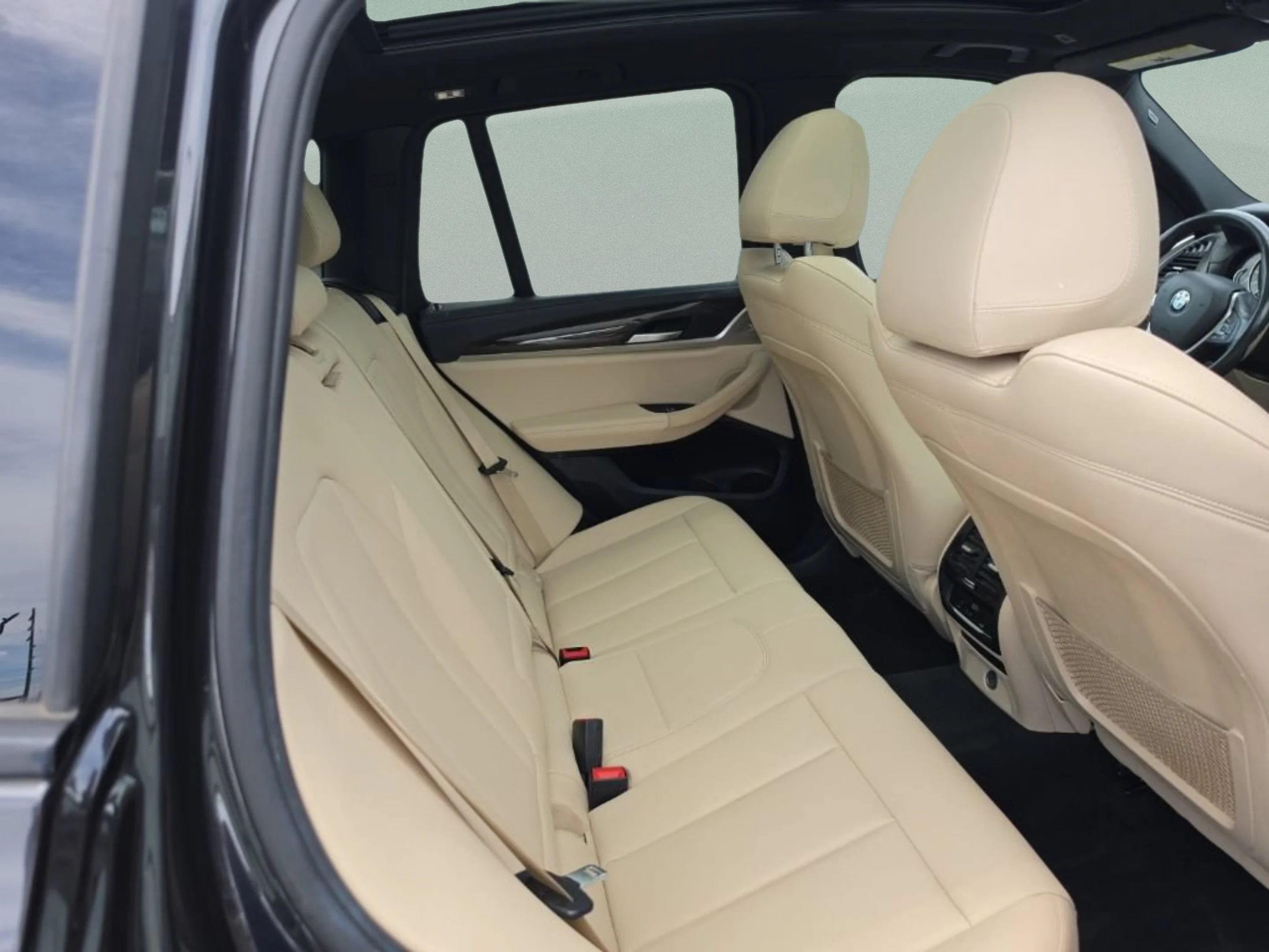 Used 2015 Gray Ford SE image 52