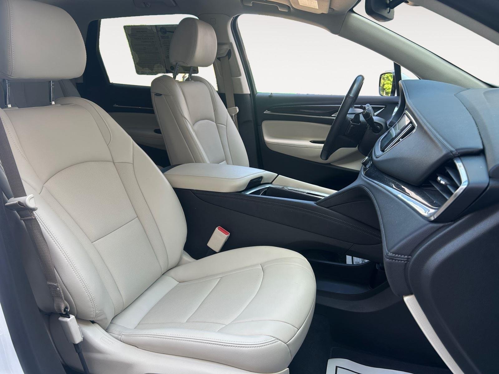 Used 2023 Summit White Buick Essence image 15