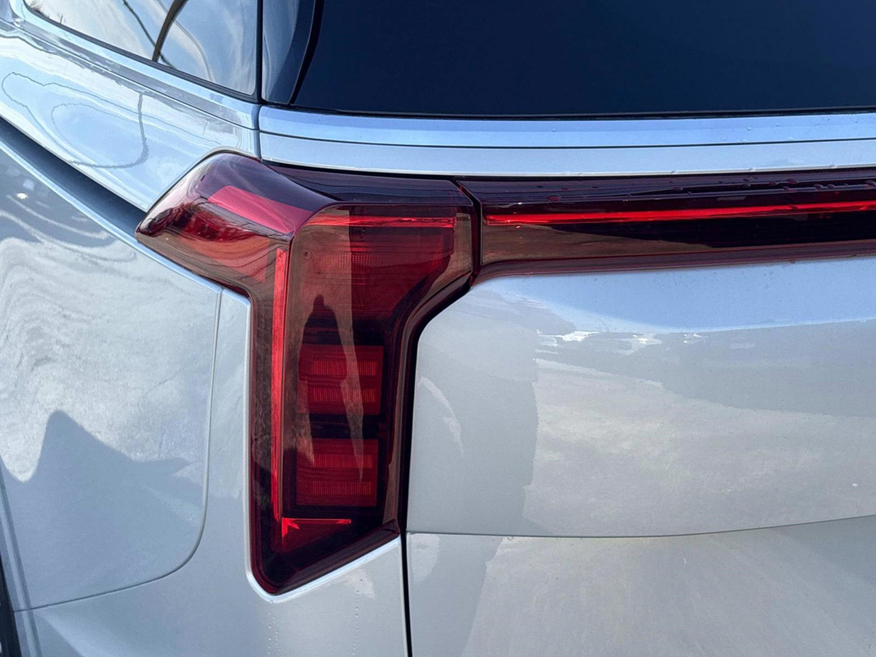 New 2026 Ivory Silver Kia EX image 30