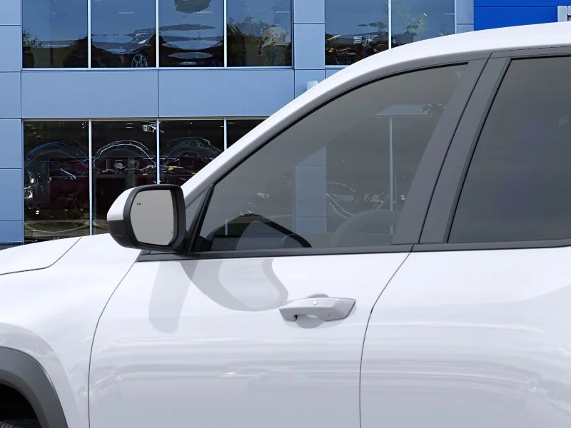 2027 Chevrolet Equinox LT - Photo 12
