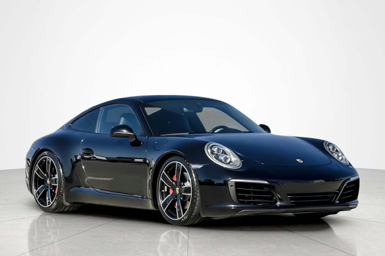 Used 2018 BLACK Porsche Carrera S image 7