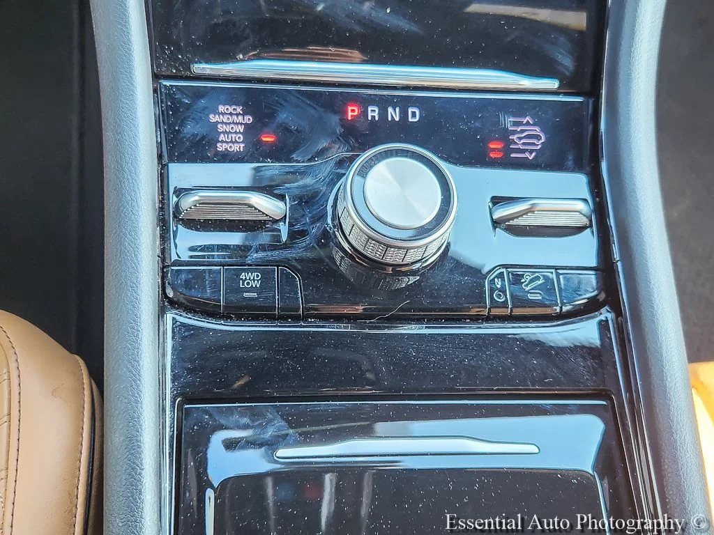 Used 2024 Red Jeep Summit image 16