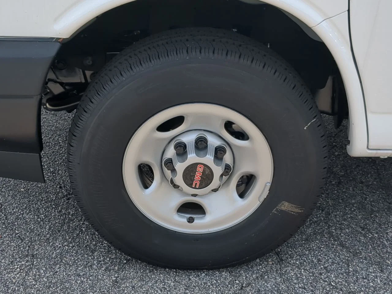 New 2025 Summit White GMC Work Van image 29