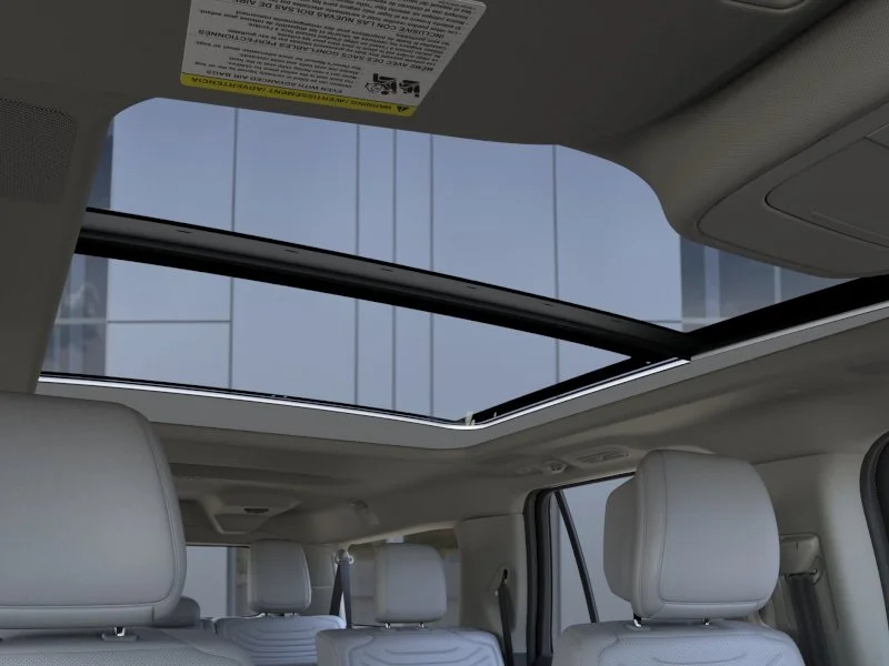 New 2026 Star White Metallic Tri-Coat Ford MAX Platinum® image 45