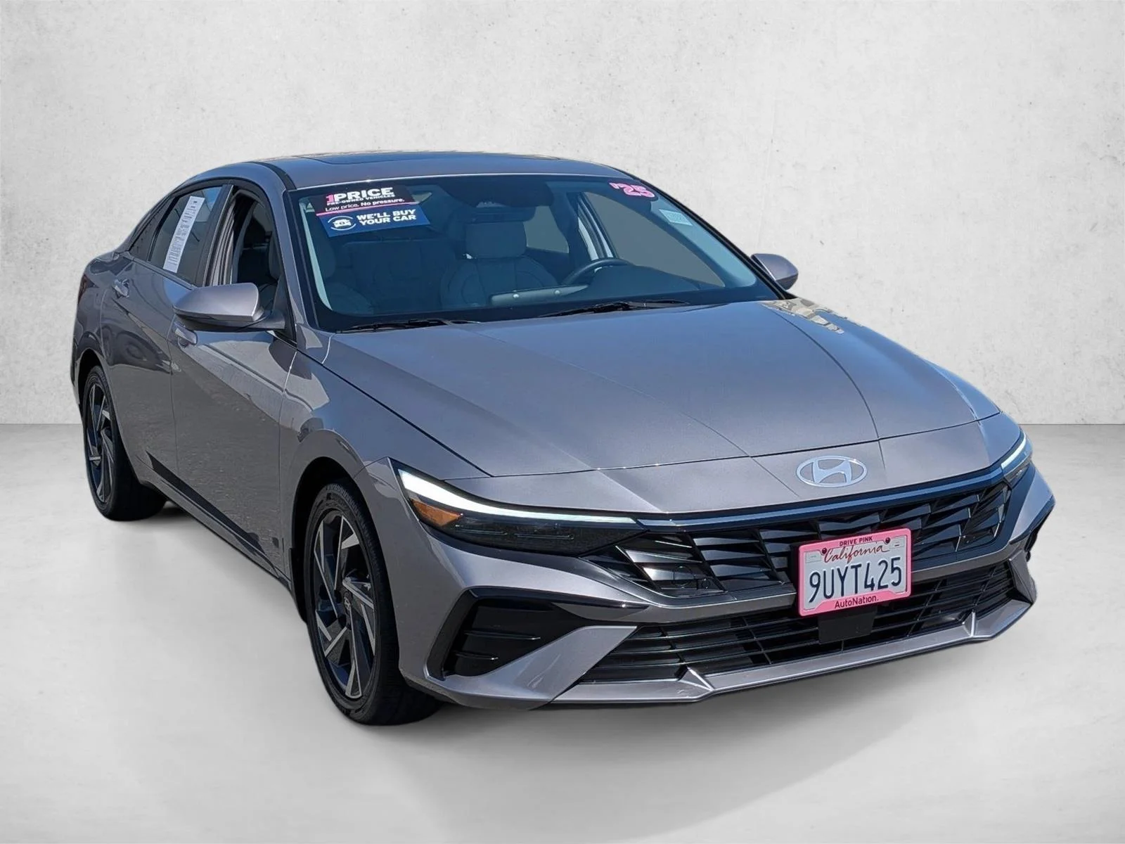 Used 2025 Fluid Metal Hyundai Limited image 3