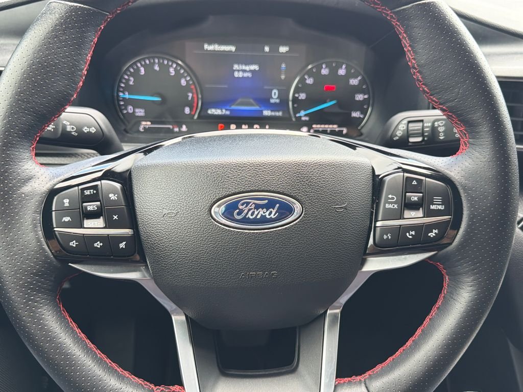 Used 2022 Agate Black Metallic Ford ST-Line image 19
