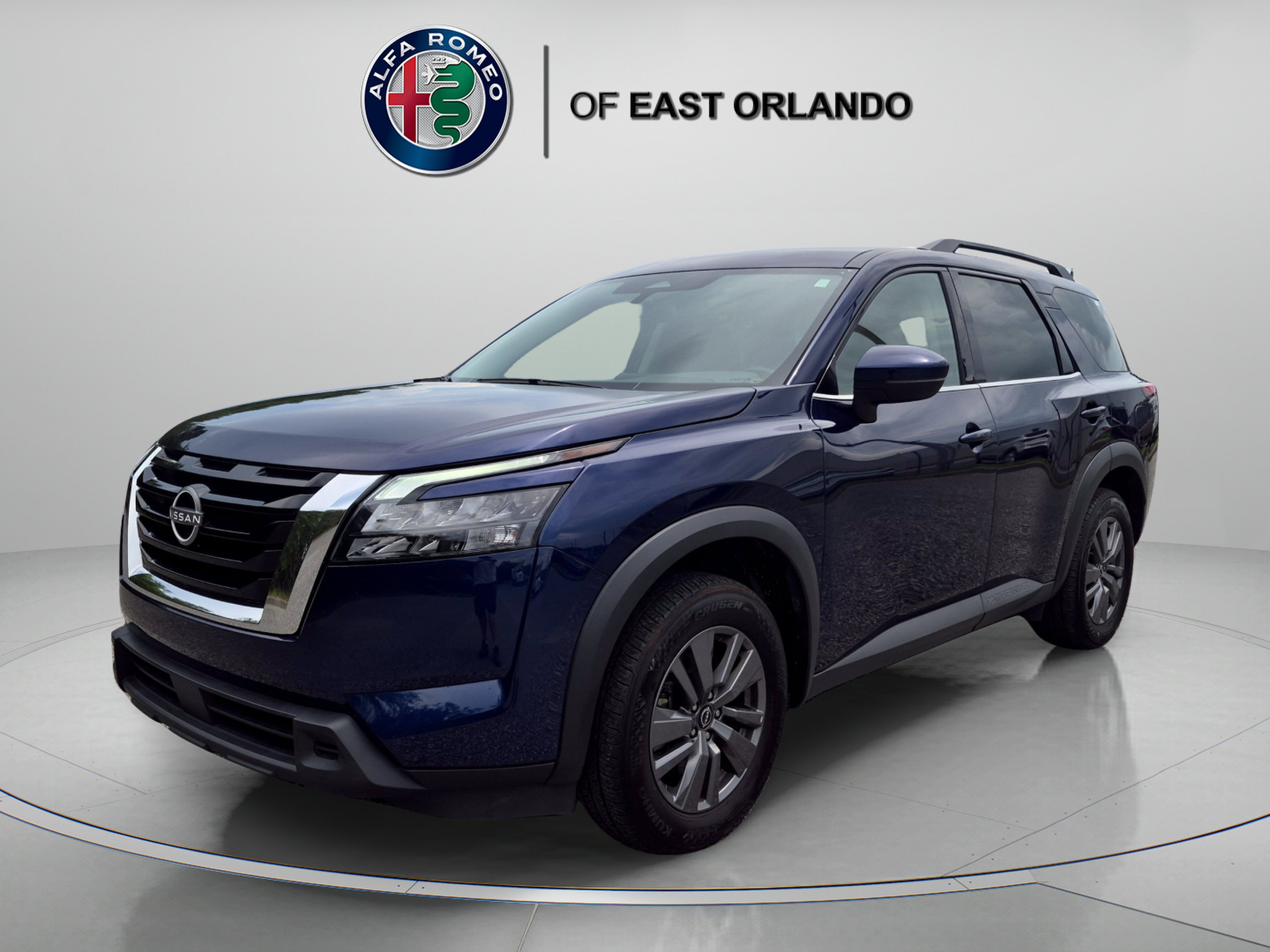 2025 Nissan Pathfinder SV - Photo 3