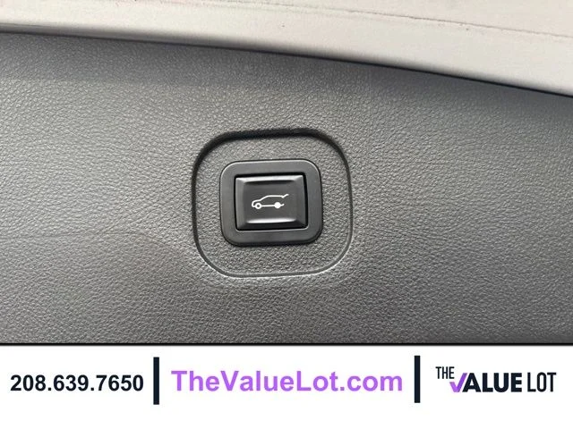 Used 2011 Silver Chevrolet LTZ image 20