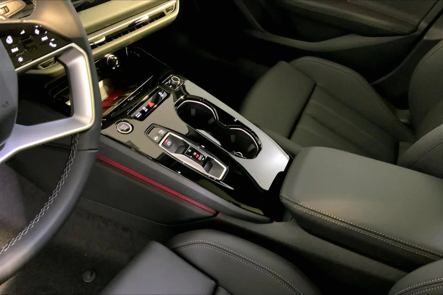New 2026 Daytona Gray pe Audi Premium Plus image 7