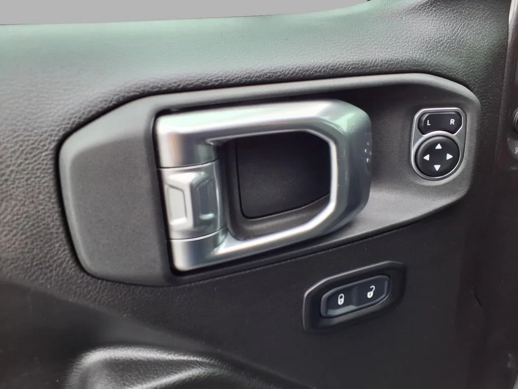 2025 Jeep Wrangler 4-Door Sport S - Photo 18