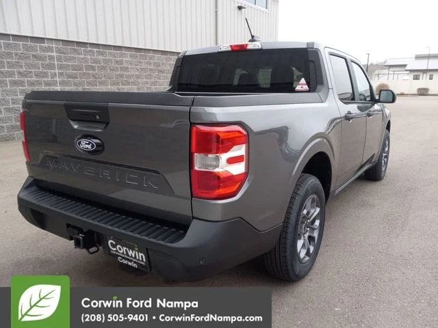 New 2026 Carbonized Gray Metallic Ford XLT image 3