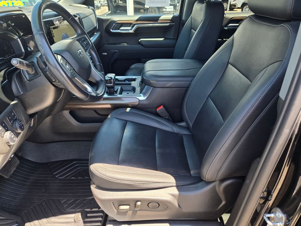 Used 2023 Black Chevrolet RST image 11
