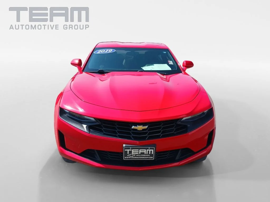 Used 2019 RED HOT Chevrolet 1LT image 2
