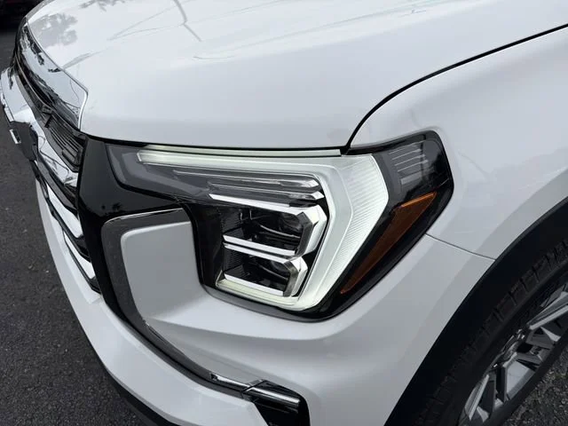 New 2026 Summit White GMC Elevation image 8