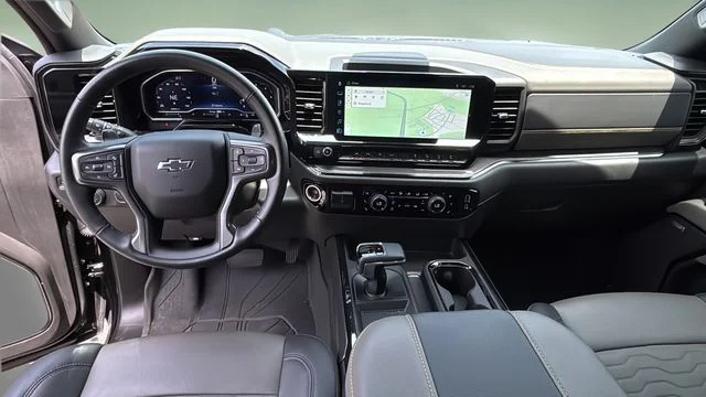 Used 2025 Black Chevrolet ZR2 image 16