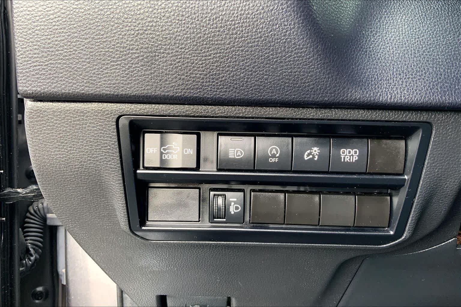 Used 2023 Magnetic Gray Metallic Toyota SR5 image 33