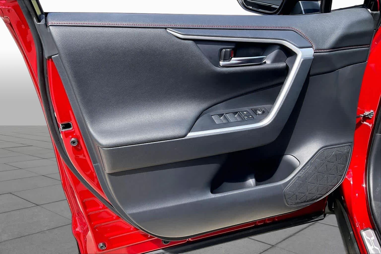 Used 2025 Supersonic Red/Midnight Black Metallic Toyota XSE image 22