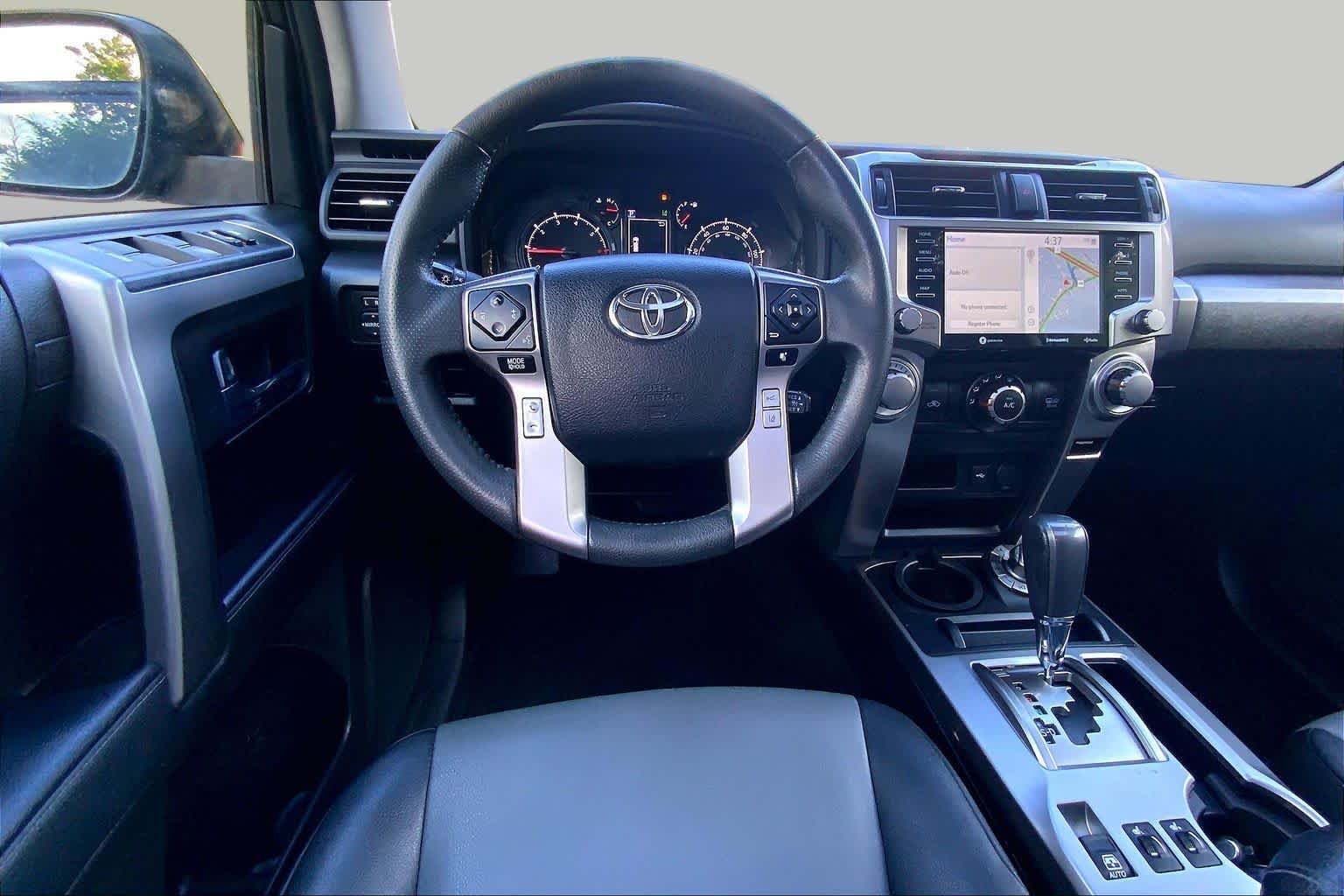 Used 2021 Midnight Black Metallic Toyota SR5 Premium image 5