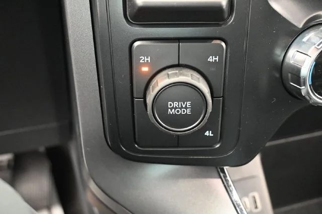 New 2026 Oxford White Ford XLT image 14