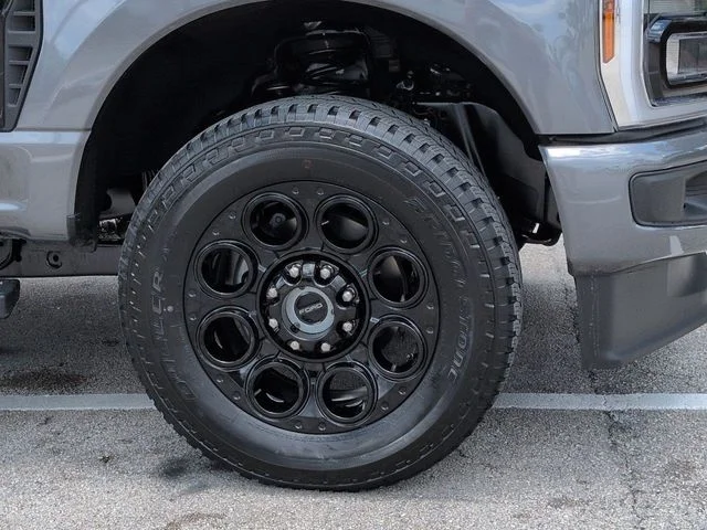 New 2026 Carbonized Gray Metallic Ford F-250® Lariat® image 11