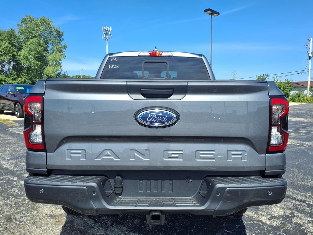New 2026 Carbonized Gray Metallic Ford XLT image 7