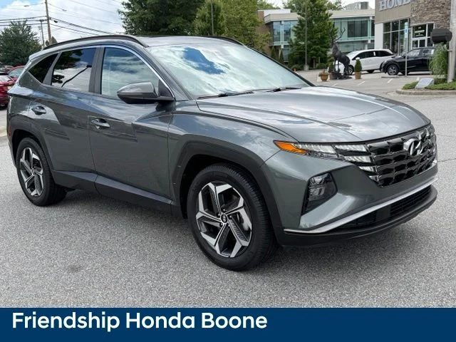 Used 2022 Gray Hyundai SEL image 3