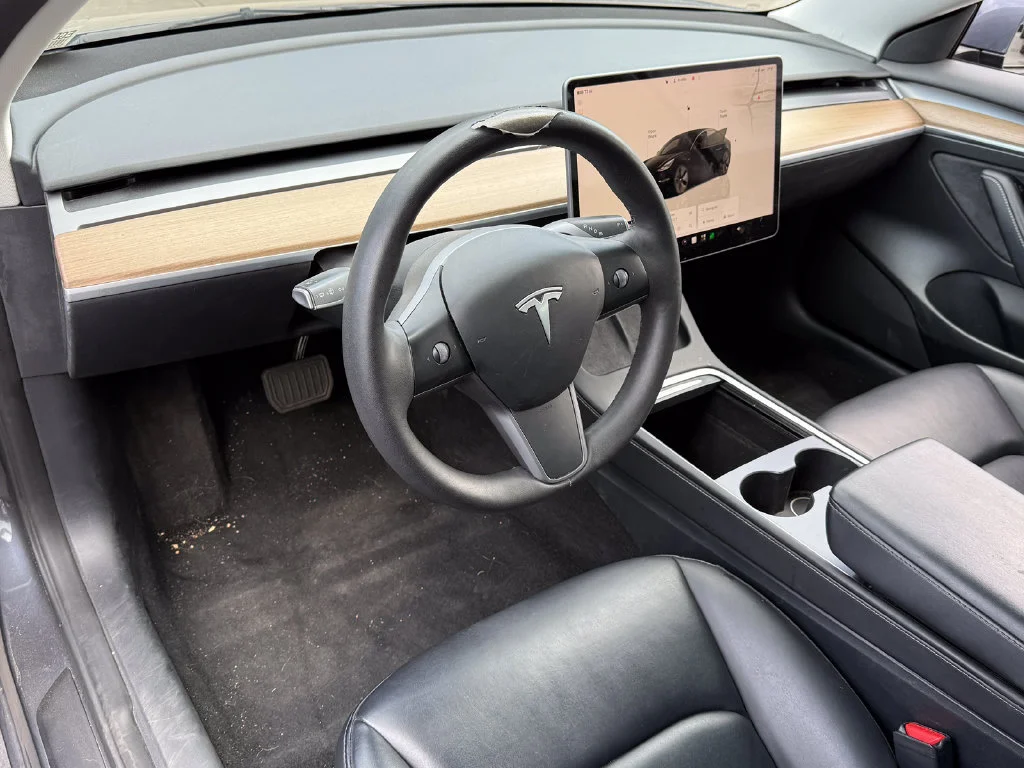 Used 2023 Silver Tesla NA image 16