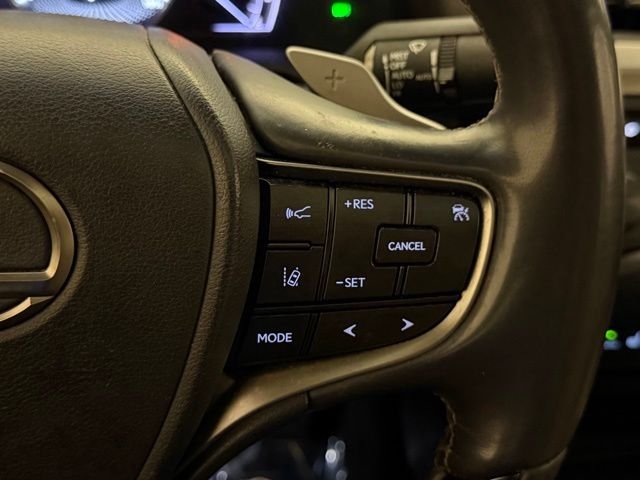 Used 2019 Matador Red Mica Lexus 350 Luxury image 40