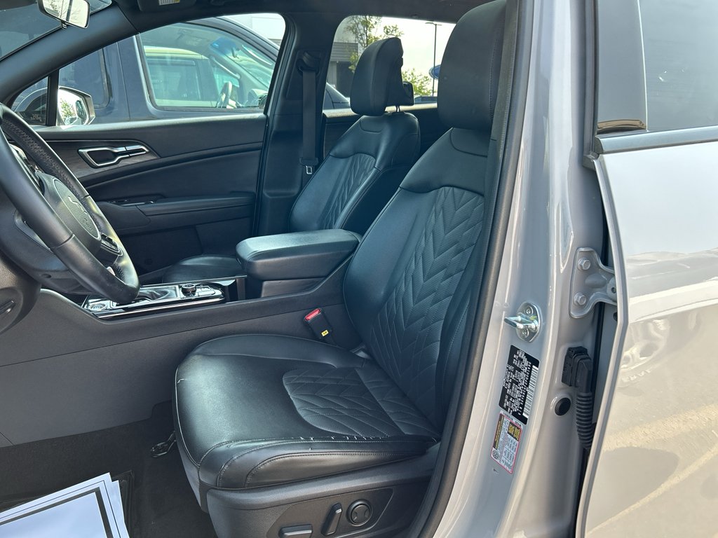 Used 2023 Wolf Gray Kia X-Line image 9