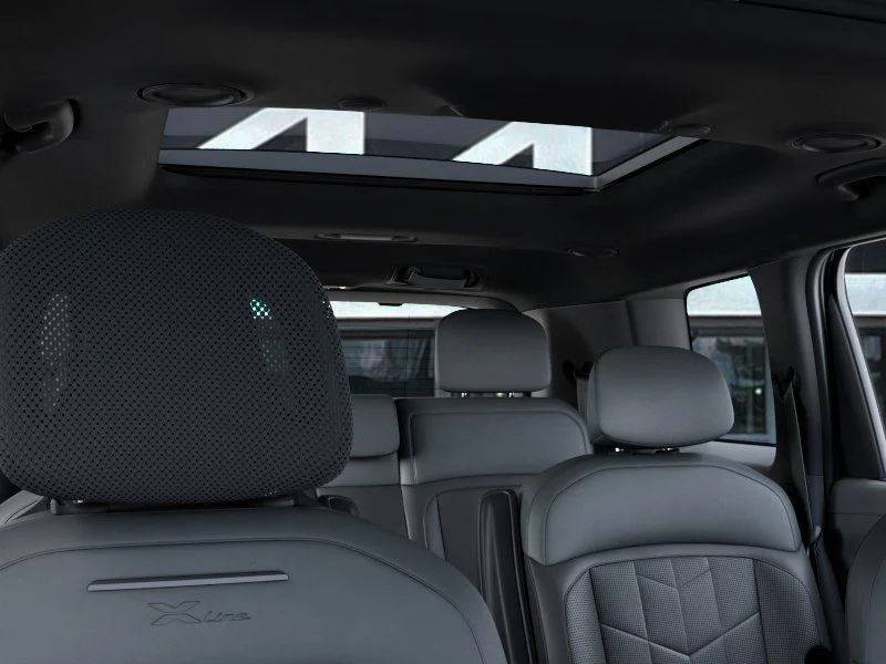 New 2027 Black Jade Green Kia X-LINE SX image 27