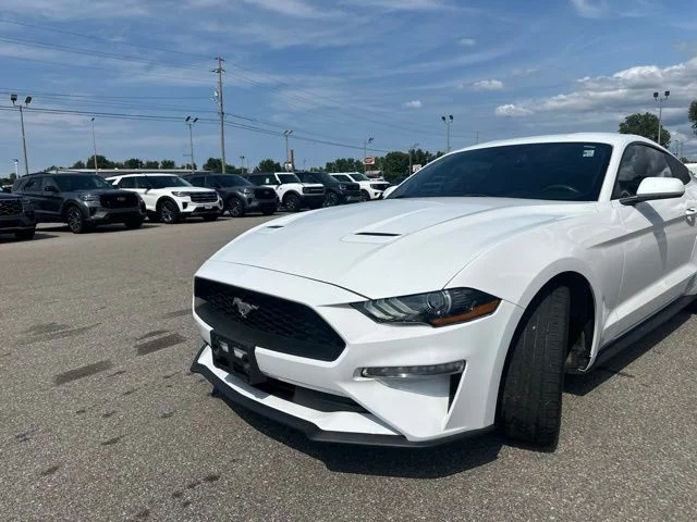 Used 2018 Oxford White Ford EcoBoost image 23