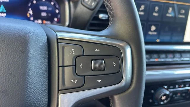 Used 2024 Lakeshore Blue Metallic Chevrolet LT (2FL) image 25