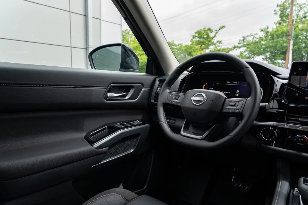 New 2026 Super Black Nissan SL image 12